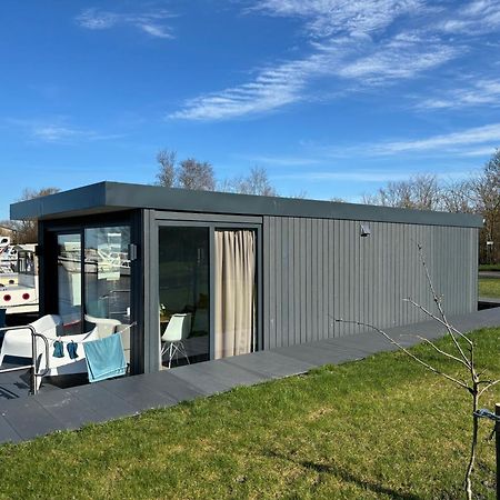 Uniek Overnachten In Een Tiny House Op De Appelhof Wommels Esterno foto
